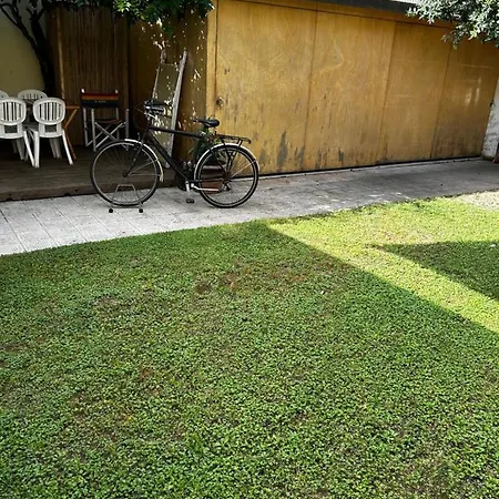 Casa vacanze L'approdo Di Enea Sotto La Pergola Viareggio